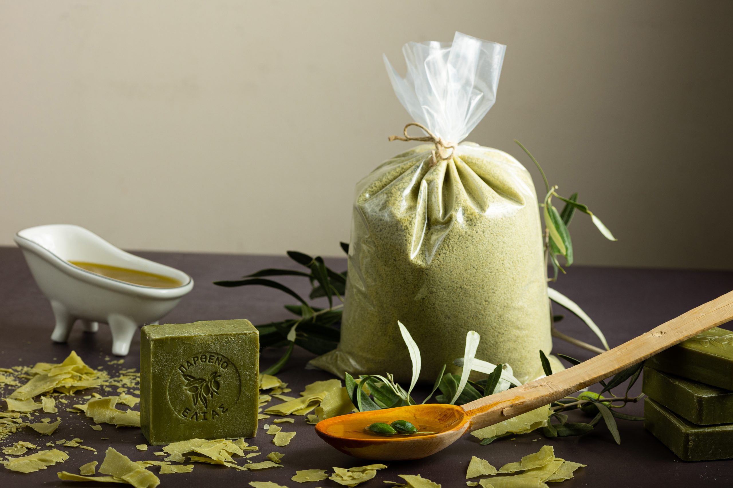 "Unlock Versatility with Our Multi-Purpose Olive Oil Soap Powder: Your Ideal Solution for All Your Needs."
This revision adds a sense of empowerment and underscores the product's adaptability for various uses.